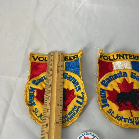 VINTAGE 1977 Canada Games Memorabilia St. John’s, Newfoundland Button Badges - Picture 7 of 9